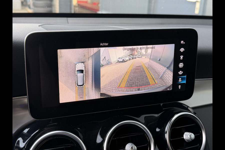 Mercedes-Benz GLC 300e 4MATIC 18"/Trekhaak/Leder + memory/Stoelverwarming/Matrix LED/Dodehoek/360 camera/Apple Carplay & Android Auto