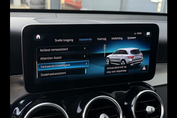 Mercedes-Benz GLC 300e 4MATIC 18"/Trekhaak/Leder + memory/Stoelverwarming/Matrix LED/Dodehoek/360 camera/Apple Carplay & Android Auto