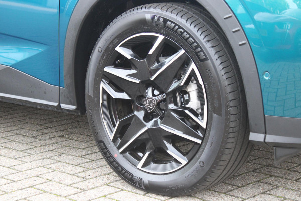 Peugeot 5008 1.2 Hybrid 145PK AUTOMAAT GT 7p | PANORAMISCH SCHUIFDAK PACK | 360° VISION & DRIVE ASSIST PLUS PACK: (360° CAMERA, BUITENSPIEGELS MET KANTELFUNCTIE, DRIVE ASSIST 2.0, DRAADLOZE TELEFOONLADER, ANTIDIEFSTALALARM) | BEKLEDING ALCANTARA/KUNSTLEDER | SEAT PACK COMFORT: (AGR BESTUUDERSSTOEL EN PASSAGIERSSTOEL ELEKTRISCH VERSTELBAAR MET MASSAGE FUNCTIE, BESTUUDERSSTOEL MET GEHEUGENFUNCTIE, BUITENSTE ZITPLAATSEN ACHTERBANK VERWARMBAAR) | GLANZEND ZWARTE DAKRAILS | BLUE OBSESSION | 19" LICHTMETALEN VELGEN "BREDA" | DRAADLOZE TELEFOONLADER | APPLE CARPLAY/ANDROID AUTO DRAADLOOS