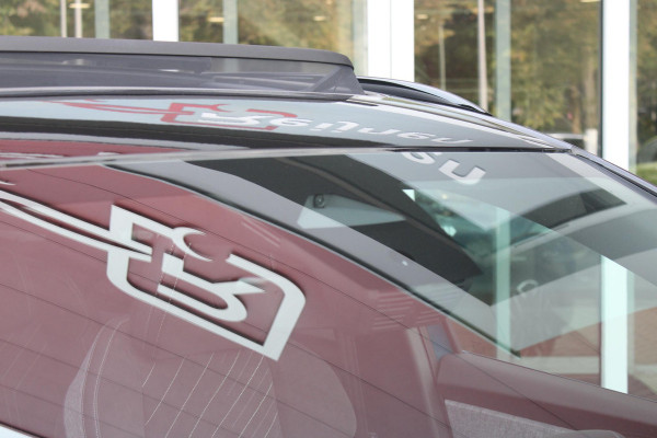 Peugeot 5008 1.2 Hybrid 145PK AUTOMAAT GT 7p | PANORAMISCH SCHUIFDAK PACK | 360° VISION & DRIVE ASSIST PLUS PACK: (360° CAMERA, BUITENSPIEGELS MET KANTELFUNCTIE, DRIVE ASSIST 2.0, DRAADLOZE TELEFOONLADER, ANTIDIEFSTALALARM) | BEKLEDING ALCANTARA/KUNSTLEDER | SEAT PACK COMFORT: (AGR BESTUUDERSSTOEL EN PASSAGIERSSTOEL ELEKTRISCH VERSTELBAAR MET MASSAGE FUNCTIE, BESTUUDERSSTOEL MET GEHEUGENFUNCTIE, BUITENSTE ZITPLAATSEN ACHTERBANK VERWARMBAAR) | GLANZEND ZWARTE DAKRAILS | BLUE OBSESSION | 19" LICHTMETALEN VELGEN "BREDA" | DRAADLOZE TELEFOONLADER | APPLE CARPLAY/ANDROID AUTO DRAADLOOS