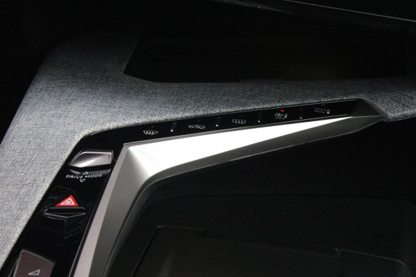 Peugeot 5008 1.2 Hybrid 145PK AUTOMAAT GT 7p | PANORAMISCH SCHUIFDAK PACK | 360° VISION & DRIVE ASSIST PLUS PACK: (360° CAMERA, BUITENSPIEGELS MET KANTELFUNCTIE, DRIVE ASSIST 2.0, DRAADLOZE TELEFOONLADER, ANTIDIEFSTALALARM) | BEKLEDING ALCANTARA/KUNSTLEDER | SEAT PACK COMFORT: (AGR BESTUUDERSSTOEL EN PASSAGIERSSTOEL ELEKTRISCH VERSTELBAAR MET MASSAGE FUNCTIE, BESTUUDERSSTOEL MET GEHEUGENFUNCTIE, BUITENSTE ZITPLAATSEN ACHTERBANK VERWARMBAAR) | GLANZEND ZWARTE DAKRAILS | BLUE OBSESSION | 19" LICHTMETALEN VELGEN "BREDA" | DRAADLOZE TELEFOONLADER | APPLE CARPLAY/ANDROID AUTO DRAADLOOS