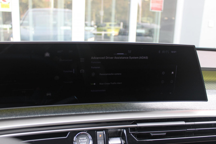 Peugeot 5008 1.2 Hybrid 145PK AUTOMAAT GT 7p | PANORAMISCH SCHUIFDAK PACK | 360° VISION & DRIVE ASSIST PLUS PACK: (360° CAMERA, BUITENSPIEGELS MET KANTELFUNCTIE, DRIVE ASSIST 2.0, DRAADLOZE TELEFOONLADER, ANTIDIEFSTALALARM) | BEKLEDING ALCANTARA/KUNSTLEDER | SEAT PACK COMFORT: (AGR BESTUUDERSSTOEL EN PASSAGIERSSTOEL ELEKTRISCH VERSTELBAAR MET MASSAGE FUNCTIE, BESTUUDERSSTOEL MET GEHEUGENFUNCTIE, BUITENSTE ZITPLAATSEN ACHTERBANK VERWARMBAAR) | GLANZEND ZWARTE DAKRAILS | BLUE OBSESSION | 19" LICHTMETALEN VELGEN "BREDA" | DRAADLOZE TELEFOONLADER | APPLE CARPLAY/ANDROID AUTO DRAADLOOS