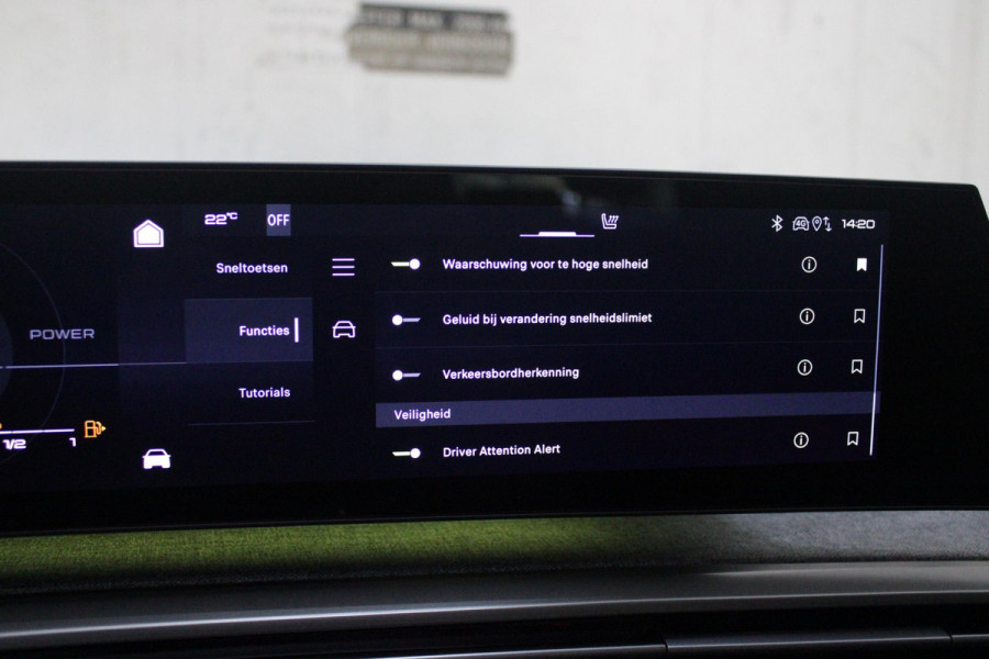 Peugeot 5008 1.2 Hybrid 145PK AUTOMAAT GT 7p | PANORAMISCH SCHUIFDAK PACK | 360° VISION & DRIVE ASSIST PLUS PACK: (360° CAMERA, BUITENSPIEGELS MET KANTELFUNCTIE, DRIVE ASSIST 2.0, DRAADLOZE TELEFOONLADER, ANTIDIEFSTALALARM) | BEKLEDING ALCANTARA/KUNSTLEDER | SEAT PACK COMFORT: (AGR BESTUUDERSSTOEL EN PASSAGIERSSTOEL ELEKTRISCH VERSTELBAAR MET MASSAGE FUNCTIE, BESTUUDERSSTOEL MET GEHEUGENFUNCTIE, BUITENSTE ZITPLAATSEN ACHTERBANK VERWARMBAAR) | GLANZEND ZWARTE DAKRAILS | BLUE OBSESSION | 19" LICHTMETALEN VELGEN "BREDA" | DRAADLOZE TELEFOONLADER | APPLE CARPLAY/ANDROID AUTO DRAADLOOS