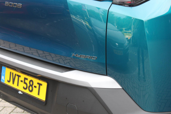 Peugeot 5008 1.2 Hybrid 145PK AUTOMAAT GT 7p | PANORAMISCH SCHUIFDAK PACK | 360° VISION & DRIVE ASSIST PLUS PACK: (360° CAMERA, BUITENSPIEGELS MET KANTELFUNCTIE, DRIVE ASSIST 2.0, DRAADLOZE TELEFOONLADER, ANTIDIEFSTALALARM) | BEKLEDING ALCANTARA/KUNSTLEDER | SEAT PACK COMFORT: (AGR BESTUUDERSSTOEL EN PASSAGIERSSTOEL ELEKTRISCH VERSTELBAAR MET MASSAGE FUNCTIE, BESTUUDERSSTOEL MET GEHEUGENFUNCTIE, BUITENSTE ZITPLAATSEN ACHTERBANK VERWARMBAAR) | GLANZEND ZWARTE DAKRAILS | BLUE OBSESSION | 19" LICHTMETALEN VELGEN "BREDA" | DRAADLOZE TELEFOONLADER | APPLE CARPLAY/ANDROID AUTO DRAADLOOS