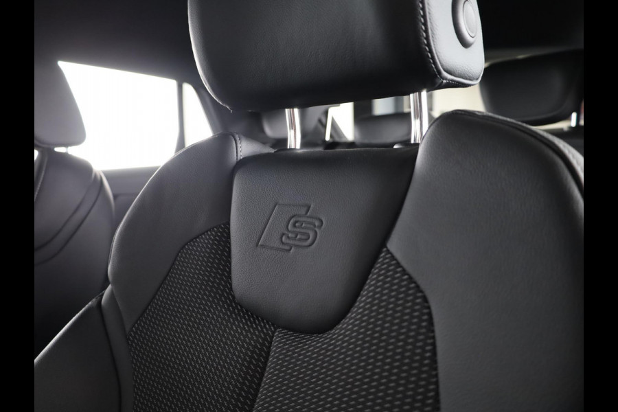 Audi Q2 35 TFSI S Edition 150pk | Parkeercamera | Apple Carplay/Android Auto | SONOS Premium Sound System | Matrix LED koplampen | Navigatiesysteem | S Line interieur | Cruise control adaptief | Voorstoelen verwarmd | Verlengde garantie