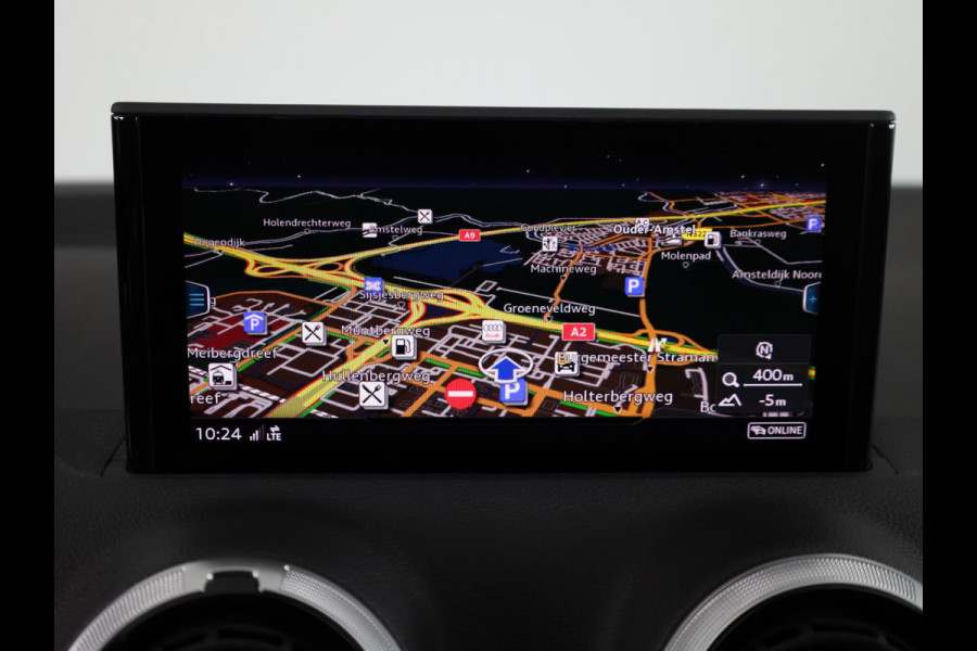 Audi Q2 35 TFSI S Edition 150pk | Parkeercamera | Apple Carplay/Android Auto | SONOS Premium Sound System | Matrix LED koplampen | Navigatiesysteem | S Line interieur | Cruise control adaptief | Voorstoelen verwarmd | Verlengde garantie