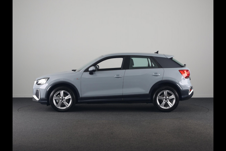 Audi Q2 35 TFSI S Edition 150pk | Parkeercamera | Apple Carplay/Android Auto | SONOS Premium Sound System | Matrix LED koplampen | Navigatiesysteem | S Line interieur | Cruise control adaptief | Voorstoelen verwarmd | Verlengde garantie