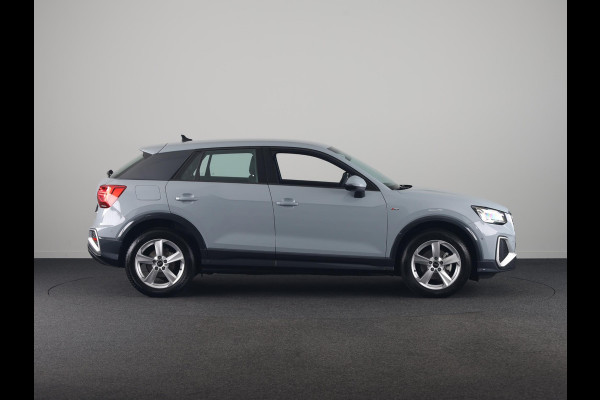 Audi Q2 35 TFSI S Edition 150pk | Parkeercamera | Apple Carplay/Android Auto | SONOS Premium Sound System | Matrix LED koplampen | Navigatiesysteem | S Line interieur | Cruise control adaptief | Voorstoelen verwarmd | Verlengde garantie