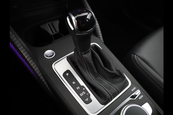 Audi Q2 35 TFSI S Edition 150pk | Parkeercamera | Apple Carplay/Android Auto | SONOS Premium Sound System | Matrix LED koplampen | Navigatiesysteem | S Line interieur | Cruise control adaptief | Voorstoelen verwarmd | Verlengde garantie