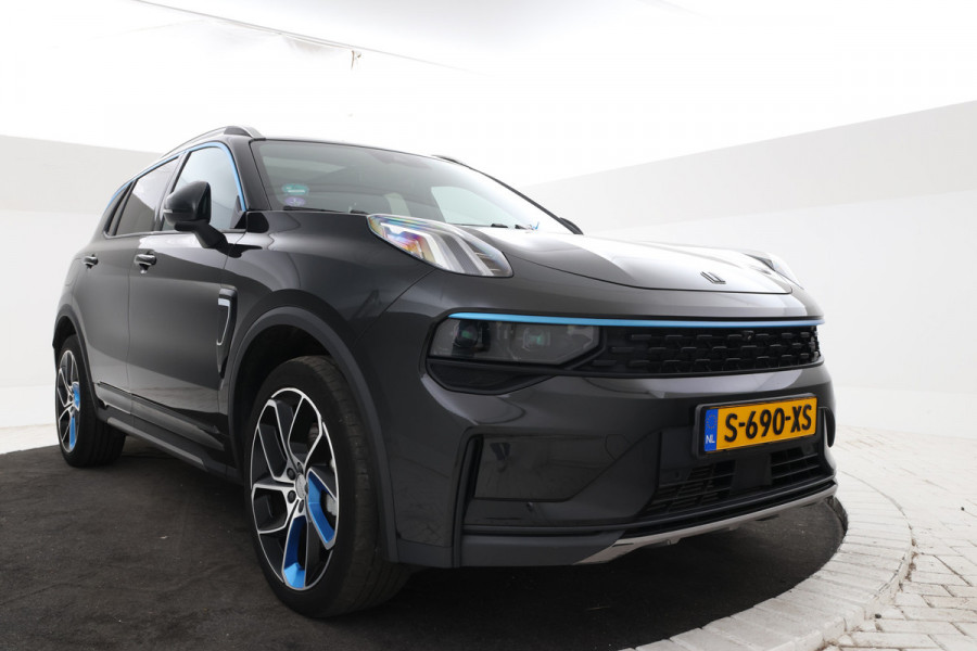 Lynk & Co 01 1.5 Panorama, Apple carplay, Zwarte hemel!