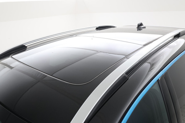 Lynk & Co 01 1.5 Panorama, Apple carplay, Zwarte hemel!