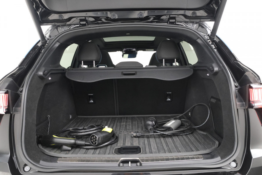 Lynk & Co 01 1.5 Panorama, Apple carplay, Zwarte hemel!