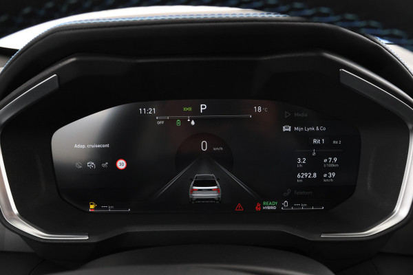 Lynk & Co 01 1.5 Panorama, Apple carplay, Zwarte hemel!