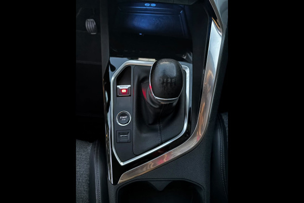 Peugeot 3008 1.2 PureTech GT Line TREKHAAK|CARPLAY|KEYLESS|CAMERA|LEDER|NAVI