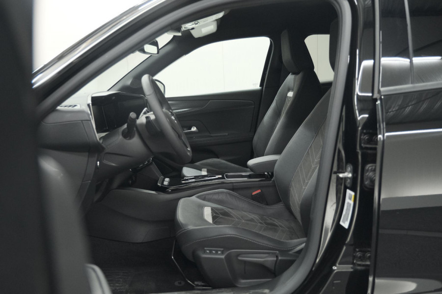 Opel Mokka 130 Turbo AT8 Ultimate | Camera | Dodehoekdetectie | Massage | Adaptieve Cruise Control