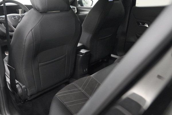Opel Mokka 130 Turbo AT8 Ultimate | Camera | Dodehoekdetectie | Massage | Adaptieve Cruise Control