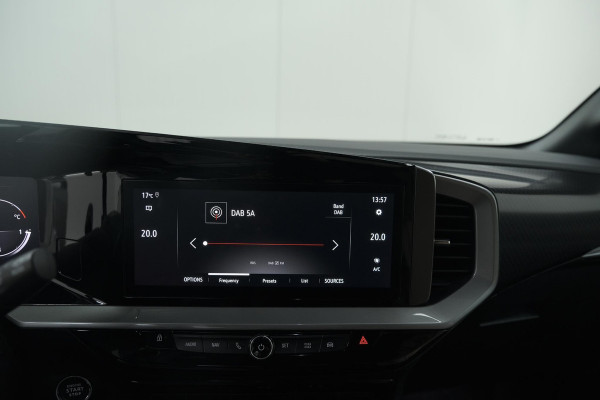 Opel Mokka 130 Turbo AT8 Ultimate | Camera | Dodehoekdetectie | Massage | Adaptieve Cruise Control