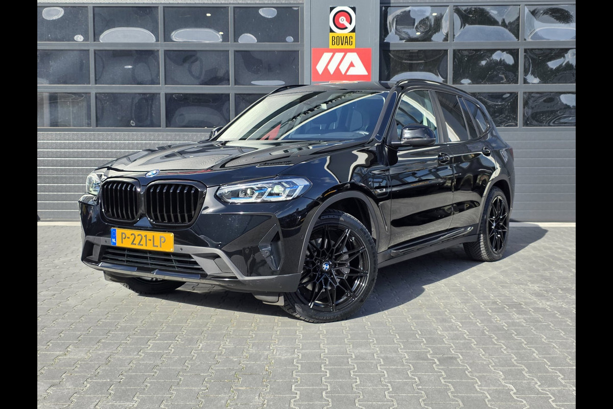 BMW X3 XDrive30e Business Edition Plus | LEDER | TREKHAAK | 20 INCH | LASER | STOELVERWARMING | CAMERA