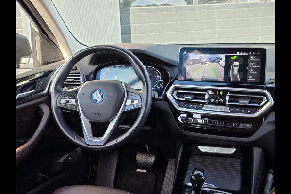 BMW X3 XDrive30e Business Edition Plus | LEDER | TREKHAAK | 20 INCH | LASER | STOELVERWARMING | CAMERA