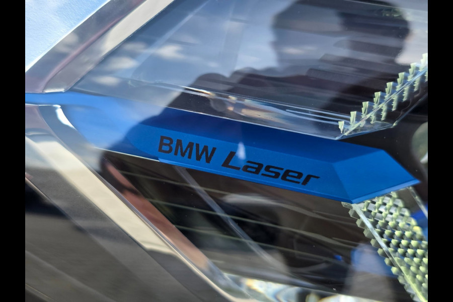 BMW X3 XDrive30e Business Edition Plus | LEDER | TREKHAAK | 20 INCH | LASER | STOELVERWARMING | CAMERA