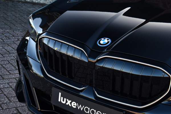 BMW 5 Serie Touring 530e xDrive M-Sport Pro Pano Trekh 360 HUD H/K 20inch