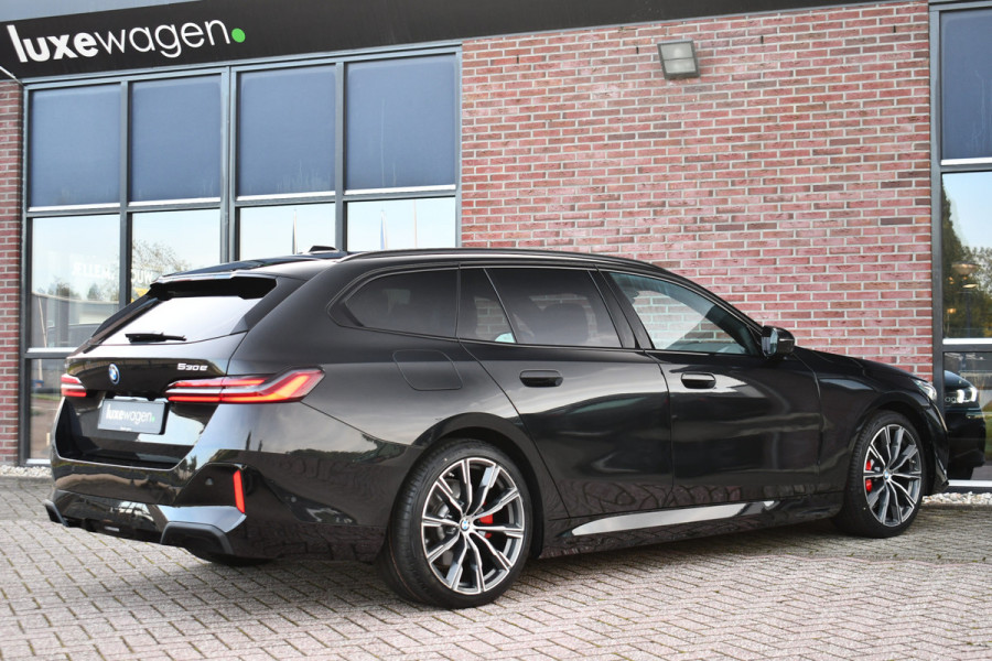 BMW 5 Serie Touring 530e xDrive M-Sport Pro Pano Trekh 360 HUD H/K 20inch