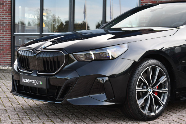 BMW 5 Serie Touring 530e xDrive M-Sport Pro Pano Trekh 360 HUD H/K 20inch