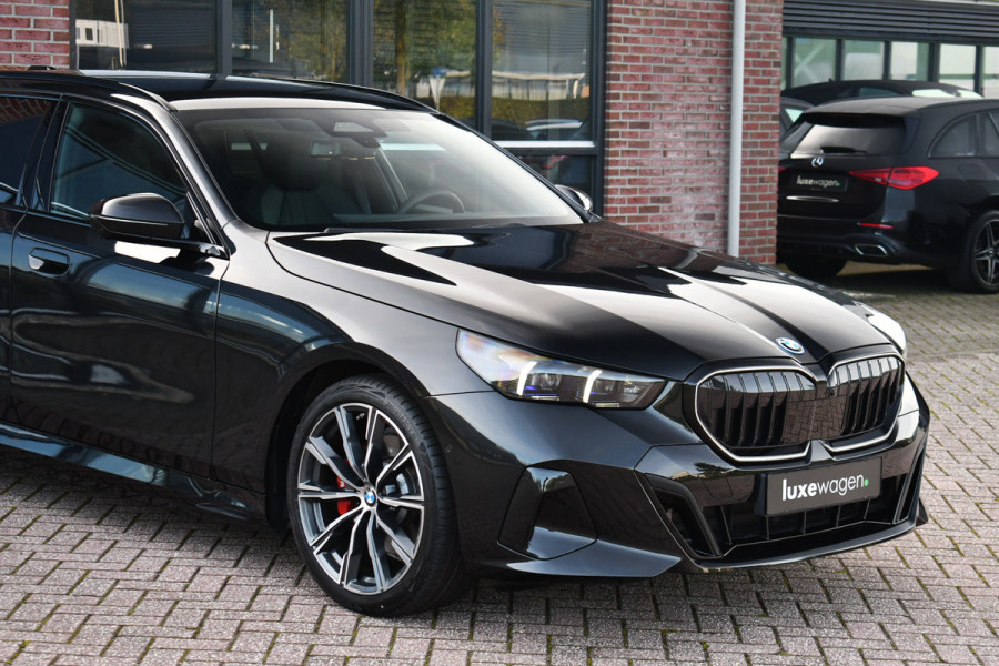 BMW 5 Serie Touring 530e xDrive M-Sport Pro Pano Trekh 360 HUD H/K 20inch