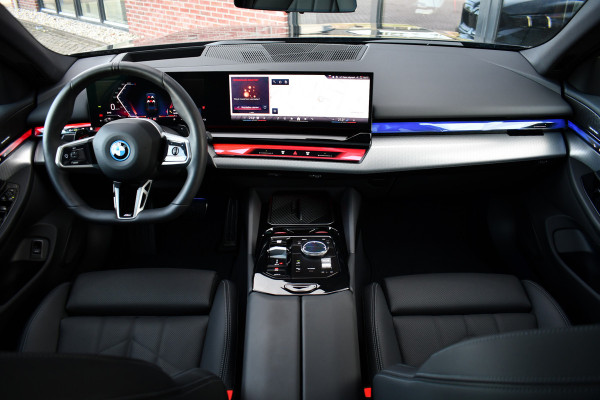 BMW 5 Serie Touring 530e xDrive M-Sport Pro Pano Trekh 360 HUD H/K 20inch
