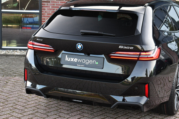 BMW 5 Serie Touring 530e xDrive M-Sport Pro Pano Trekh 360 HUD H/K 20inch
