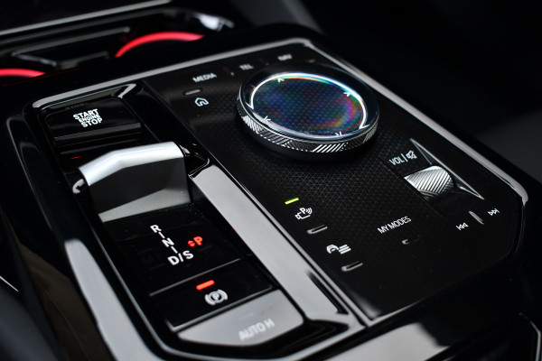 BMW 5 Serie Touring 530e xDrive M-Sport Pro Pano Trekh 360 HUD H/K 20inch