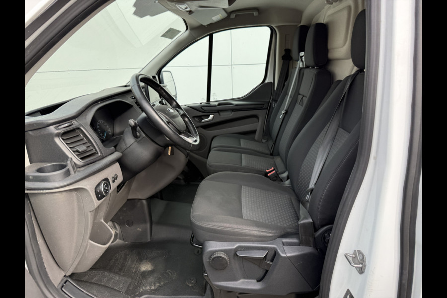 Ford Transit Custom 340 1.0 PHEV 120PK L1 *ELEKTRO MOTOR KAPOT* PHEV Inbouwkast Dakrailing Dodehoekdetectie Cruise control Airco Stoelverwarming Parkeersensoren v+a Laadkabel