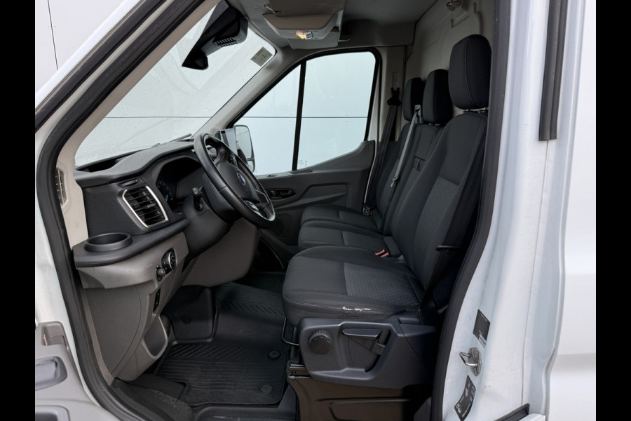Ford E-Transit 68kWh 184PK L2H2 317km WLTP 97,3% (SOH) BEV Snelladen 360 Camera Cruise control Climate control Carplay Navigatie Laadkabel Parkeersensoren