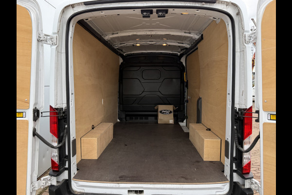 Ford E-Transit 68kWh 184PK L2H2 317km WLTP 97,3% (SOH) BEV Snelladen 360 Camera Cruise control Climate control Carplay Navigatie Laadkabel Parkeersensoren