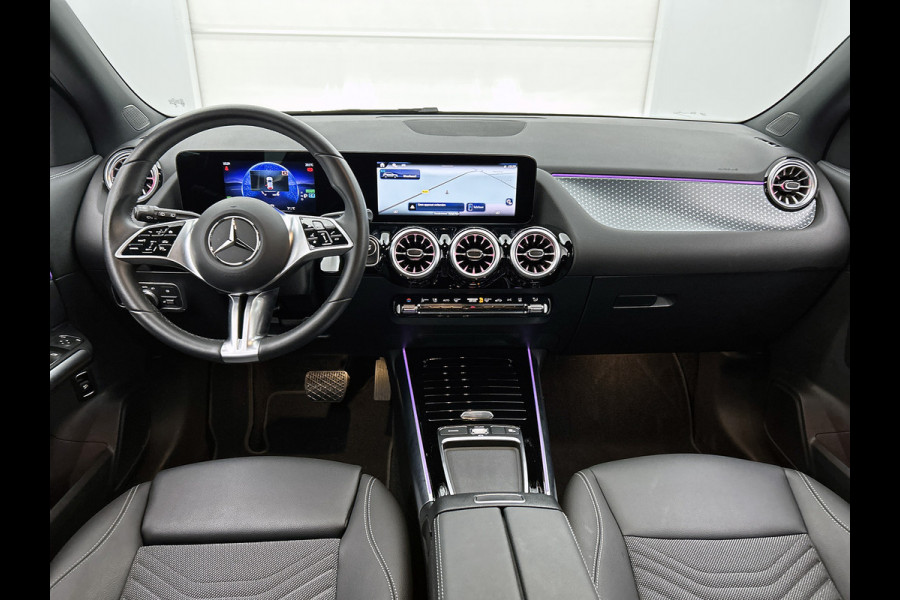 Mercedes-Benz EQA 250+ Essential Line 71 kWh | Achteruitrijcamera | Sfeerverlichting | Stoelverwarming | Navigatie | Chroompakket | Smartphone integratie| Inclusief 24 maanden Mercedes-Benz Certified garantie voor Europa.