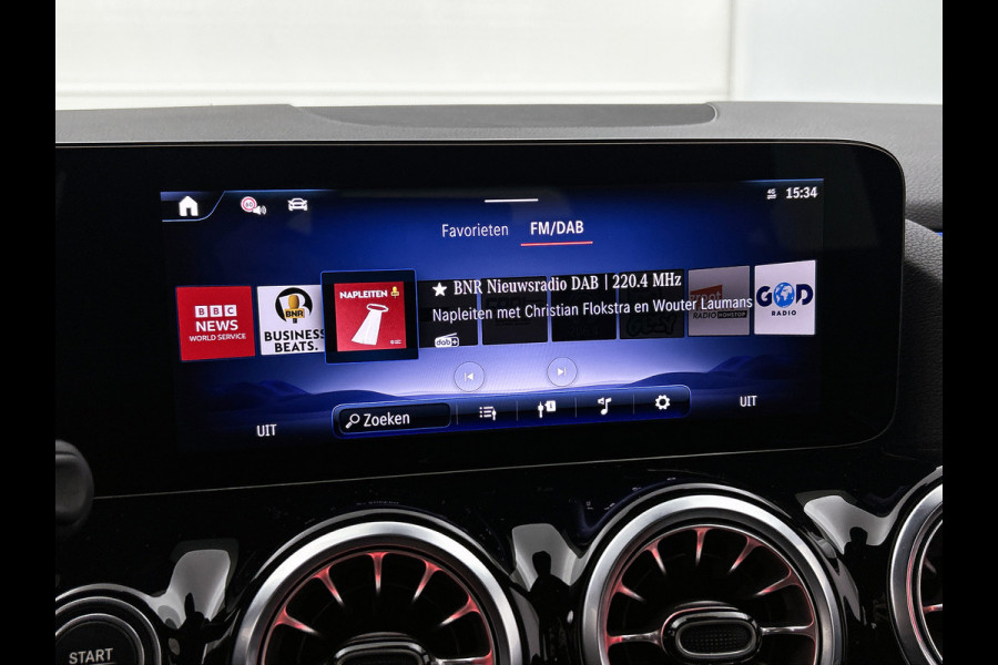 Mercedes-Benz EQA 250+ Essential Line 71 kWh | Achteruitrijcamera | Sfeerverlichting | Stoelverwarming | Navigatie | Chroompakket | Smartphone integratie| Inclusief 24 maanden Mercedes-Benz Certified garantie voor Europa.