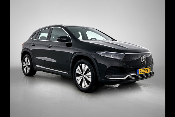 Mercedes-Benz EQA 250+ Essential Line 71 kWh | Achteruitrijcamera | Sfeerverlichting | Stoelverwarming | Navigatie | Chroompakket | Smartphone integratie| Inclusief 24 maanden Mercedes-Benz Certified garantie voor Europa.