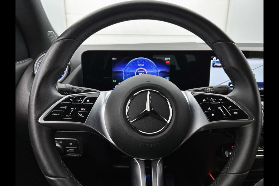 Mercedes-Benz EQA 250+ Essential Line 71 kWh | Achteruitrijcamera | Sfeerverlichting | Stoelverwarming | Navigatie | Chroompakket | Smartphone integratie| Inclusief 24 maanden Mercedes-Benz Certified garantie voor Europa.