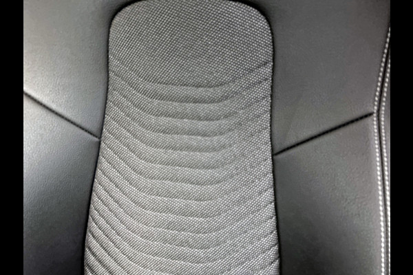 Mercedes-Benz EQA 250+ Essential Line 71 kWh | Achteruitrijcamera | Sfeerverlichting | Stoelverwarming | Navigatie | Chroompakket | Smartphone integratie| Inclusief 24 maanden Mercedes-Benz Certified garantie voor Europa.