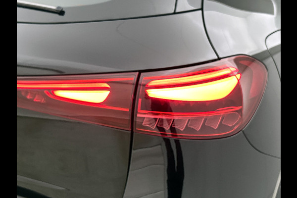 Mercedes-Benz EQA 250+ Essential Line 71 kWh | Achteruitrijcamera | Sfeerverlichting | Stoelverwarming | Navigatie | Chroompakket | Smartphone integratie| Inclusief 24 maanden Mercedes-Benz Certified garantie voor Europa.