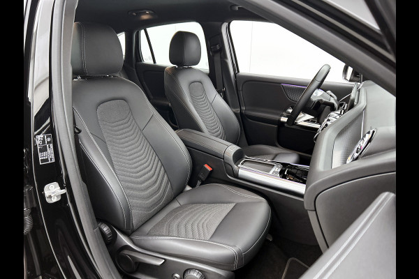 Mercedes-Benz EQA 250+ Essential Line 71 kWh | Achteruitrijcamera | Sfeerverlichting | Stoelverwarming | Navigatie | Chroompakket | Smartphone integratie| Inclusief 24 maanden Mercedes-Benz Certified garantie voor Europa.