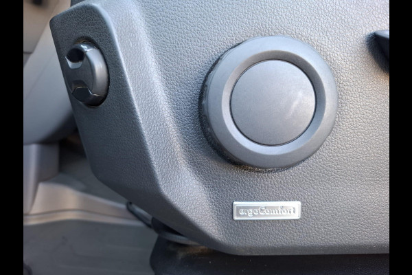 Volkswagen Crafter 35 2.0 TDI L3H3 Highline AIRCO / CRUISE CONTROLE / 3 ZITS / NAVI / CARPLAY