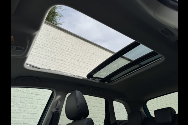 Suzuki Vitara 1.5 Hybrid Style Rhino Edition Automaat Pano Camera Adaptive Cruise Stoelverw