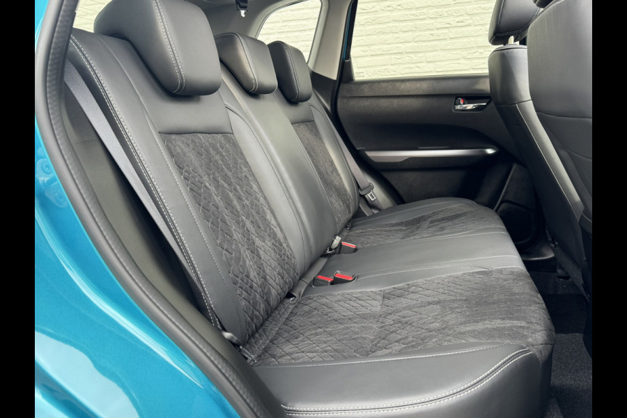 Suzuki Vitara 1.5 Hybrid Style Rhino Edition Automaat Pano Camera Adaptive Cruise Stoelverw