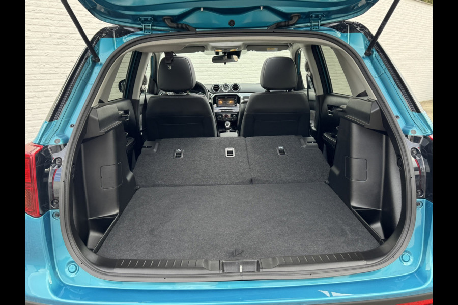 Suzuki Vitara 1.5 Hybrid Style Rhino Edition Automaat Pano Camera Adaptive Cruise Stoelverw