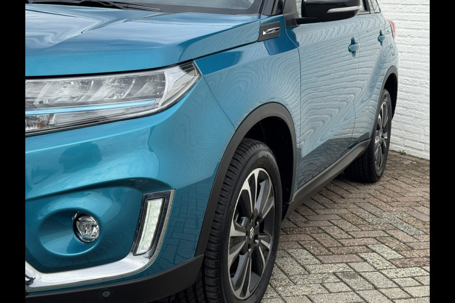 Suzuki Vitara 1.5 Hybrid Style Rhino Edition Automaat Pano Camera Adaptive Cruise Stoelverw