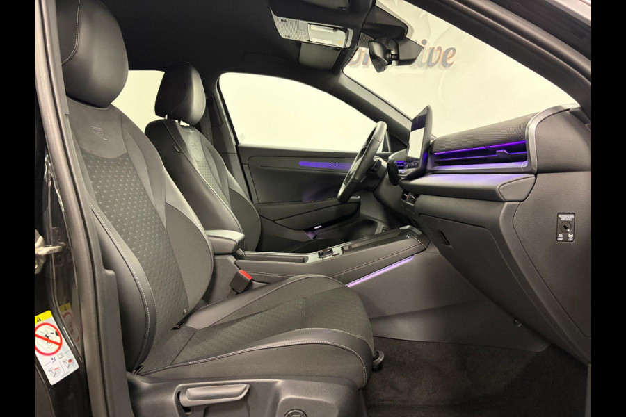Volkswagen T-Roc 1.5 eTsi R-Line First Edition*Winterpakket*Camera*IQ-Light*