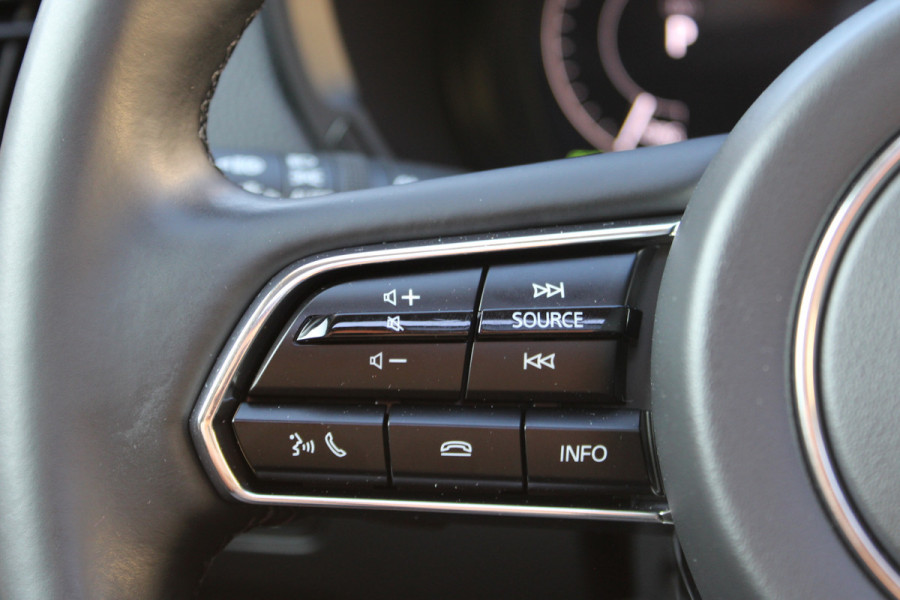 Mazda CX-60 2.5 e-SkyActiv PHEV Homura Plus | Panoramadak | BOSE | HUD | Trekhaak | Stoelventilatie/verwarming
