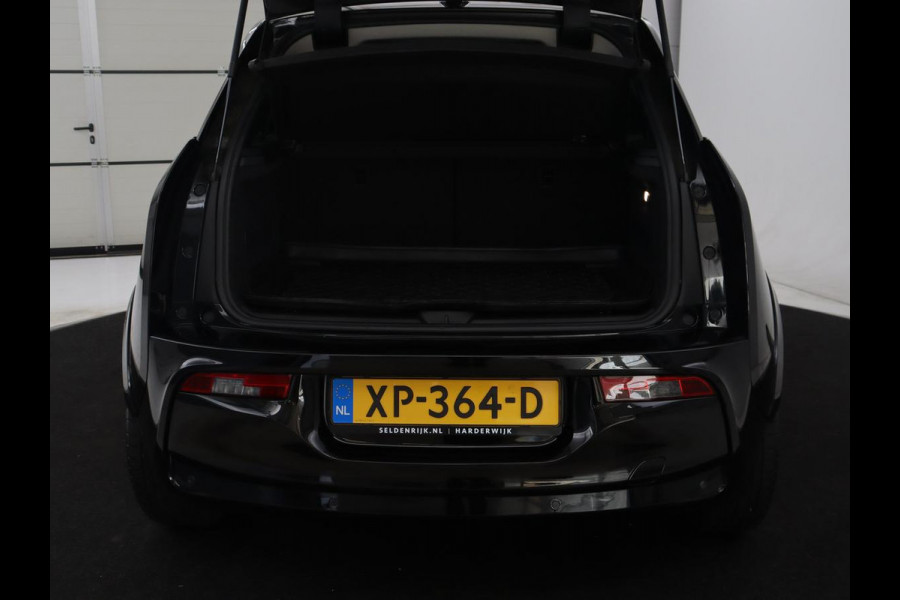 BMW i3 Basis 120Ah 42 kWh | SOH 85 % | Navigatie | LED | Harman Kardon | Stoelverwaming |