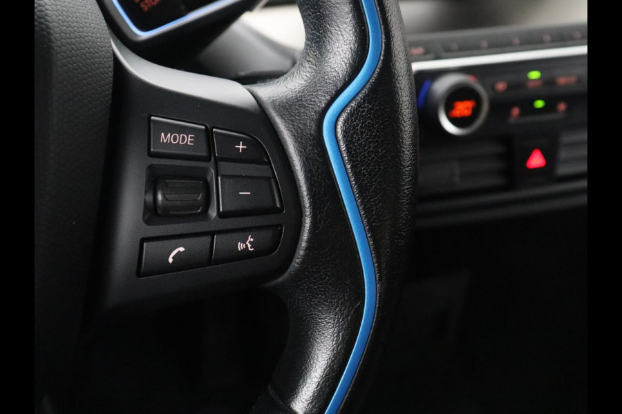 BMW i3 Basis 120Ah 42 kWh | SOH 85 % | Navigatie | LED | Harman Kardon | Stoelverwaming |